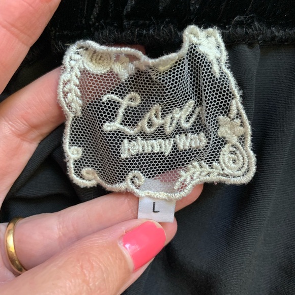 Johnny Was LOVE Uche Cropped Floral Embroidered Wide Leg Velvet Pants LARGE - Picture 13 of 14